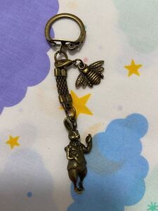 うさぎ キーリング キーホルダー 立体感 金古美