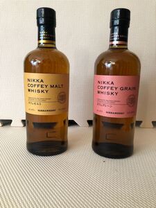 ニッカウヰスキー 2本セット:カフェグレーン700ml×1本;カフェモルト700ml×1本。