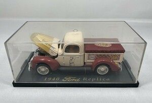 ■ミニカー【1940 Ford Replica】ゴールデンウィールダイキャスト製■