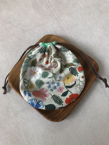 ハンドメイド 丸型巾着ポーチ【花柄】大 巾着 巾着袋