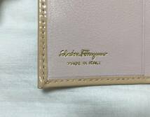 イタリア製　salvatore Ferragamo サルヴァトーレ・フェラガモ　リボン　財布_画像8