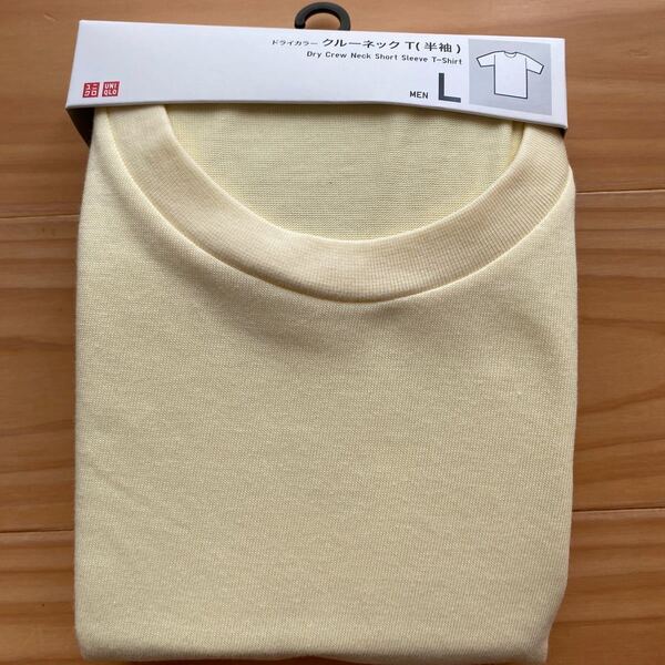 UNIQLOクルーネックT