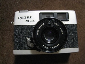 ■ ペトリ PETRI M35 1:2.7 f-38mm　 コンパクトフィルムカメラ　◆ジャンク品◆