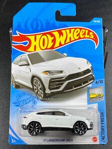 ホットウィール HOTWHEELS 17 LAMBORGHINI URUS ランボルギーニ ウルス 白