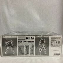 未組立 萬代屋限定版 MG 1/100 機動戦士ガンダム RX-78-2 ver.1.5 メッキバージョン フルウエポン アムロレイ コクピット 完成品フィギュア_画像7