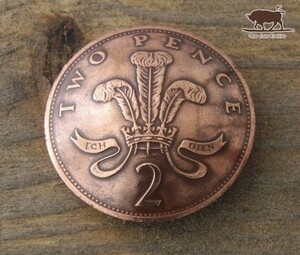 ◆コンチョ ループ式　イギリス　2ペンス　羽根の紋章　25.5mm
