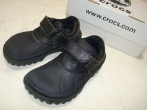 ● crocs クロックス 本革 レザー使い 黒 ブラック マジックテープ式 子供用 キッズ シューズ スニーカー 子供靴 C12 13 18.5cm 19.0cm_画像1