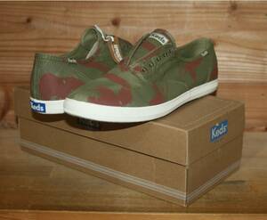 送料無料/新品★ リラックスできる シューレースレススニーカー Keds CHILLAX CAMO GREEN (ケッズ) US8