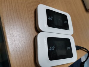 WiFi モバイルルーター