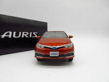1/30 トヨタ 新型オーリス ハイブリッド AURIS 後期 カラーサンプル ミニカー 非売品　オレンジメタリック RS専用色_画像2