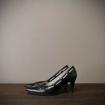 値下☆USED*Salvatore Ferragamo/サルヴァトーレ・フェラガモ/5/22～22.5相当/イタリア製ヴィンテージ/デザインパンプス/ブラック/黒色_画像2