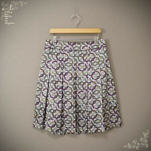 USED*BURBERRY LONDON/ Burberry London /40/S corresponding / silk 100% print pleated skirt / gray / on goods / elegant 