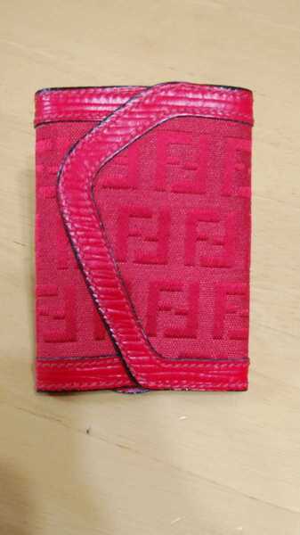 SALE セール 中古 FENDI フェンディ 可愛い 6連キーケース 赤色 ミニ ヴィンテージ 小さめ Fendi Mini Keycase 送料無料