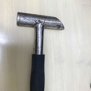 金属製ハンマー