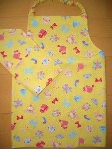 * hand made apron 2 point set 120 rom and rear (before and after) sinterela pattern yellow color *