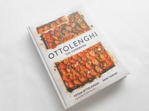洋書料理本レシピ本Ottolenghi: The Cookbookレシピ本イギリスロンドンの人気デリヨタム・オットレンギモダン中東料理地中海料理オトレンギ