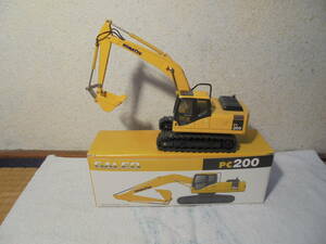  minicar - construction vehicle * construction work vehicle -/ Komatsu Backhoe / backhoe /GALEO KOMATSU PC200/S:1/43/ in box beautiful goods - unused . close /