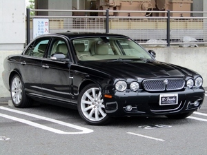 Buy Now！Jaguar XJ 3.0 エグゼクティブ ディーラーvehicle Right hand drive Sunroof レザーSeat HID ETC 