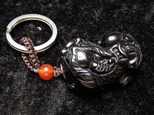 . fortune .tekahikyuu black obsiti Anne natural stone key holder prime 