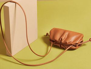 レザーバッグ 本革 がま口 ショルダーバッグ ミニバッグ オールレザー ブラウン 新品未使用