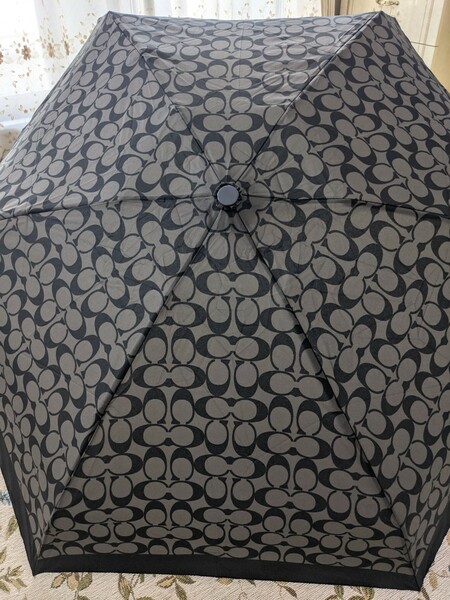 COACH コーチ シグネチャー　アンブレラ　新品未使用 　折りたたみ傘　 雨傘