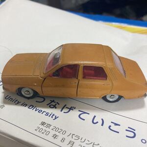 フランスディンキーDINKYルノー12lenault