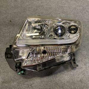 LA600S LA610S タントカスタム 左ヘッドライトLED用KOITO 100-51392