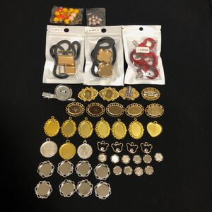 ☆最終セール ハンドメイドパーツ ミール皿 ブローチ ピアス ヘアゴム セット ビジューチャーム 熊