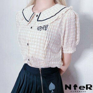 NieR フリル襟付き ギンガムチェックブラウス ニーア 刺繍ロゴ 半袖シャツ