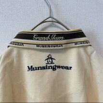 マンシングウェア ゴルフウェア ポロシャツ 襟付き ワンポイントロゴ ベージュ色　Mサイズ　Munsingwear 半袖_画像3