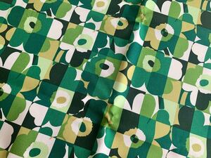 新品★marimekko はぎれ 裏面PVC生地 ミニルーツウニッコ グリーン 緑 mini ruutu unikko 撥水加工