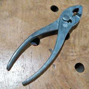 スズキ SUZUKI 車載工具 整備用工具 プライヤー pliers 全長133.7mm. RK 理研 ジムニー 2スト RZV キャリー GSX バンバン epo SJ40T