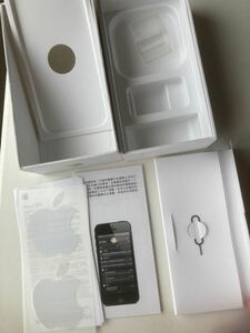 iPhone5 化粧箱　白　取扱説明書　SIMピン　イヤホンケース　ホワイト　送料全国一律350円