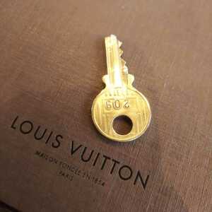 送料無料 鍵のみになります。番号209 美品 Louis Vuitton パドロック カデナ 南京錠 ルイヴィトン 鍵 ゴールド