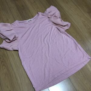 [ Nice Claup ] pink sleeve gauze frill T-shirt cut and sewn F M~L