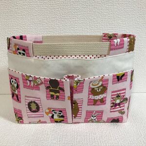 パンダと動物たちのバックインバック*ハンドメイド(白の帆布)