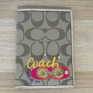 コーチ　coach パスポート　パスポートケース