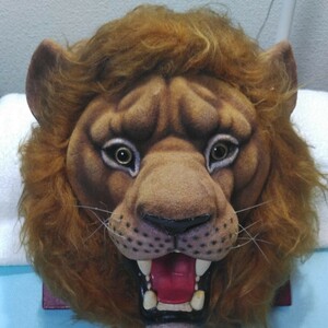 ライオン　壁掛け　リアル　百獣の王　貴重　レア 羊毛フェルト ハンドメイド
