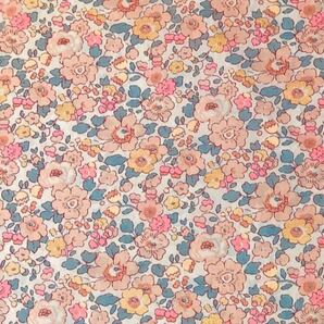 輸入リバティ ベッツィ バーバパパ 136cm×150cm LIBERTY タナローン はぎれ