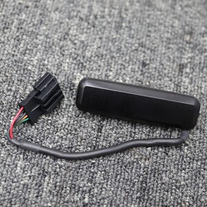 [M-22] Benz W213 E200 Vics Antenna Navi A22229050203 Используется