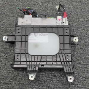 [A-20]アウディ A4 8WCVN ナビ オーディオ コンピューター インフォメーションECU 8W5035897 8W 中古