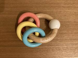 Edute 3 RINGS rattle USEDete.te3 ring s rattle 