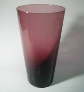  rare beautiful goods * Northern Europe glass long tumbler long glass .. color wine red blow .gala spade one wheel .. vase height approximately 15.8cm*