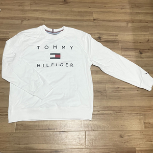 【 TOMMY HILFIGER 】トミーヒルフィガー クルーネック トレーナー USA正規品 コットン100％ 長袖 フラッグロゴ 刺繍 白〈L〉