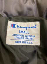 N Champion チャンピオン 上着 ダウンジャケット　　SMALL サイズ SMALL スモール AUTHENTIC AMERICAN ATHLETIC APPAREL SINCE 1919 U.S.A._画像4