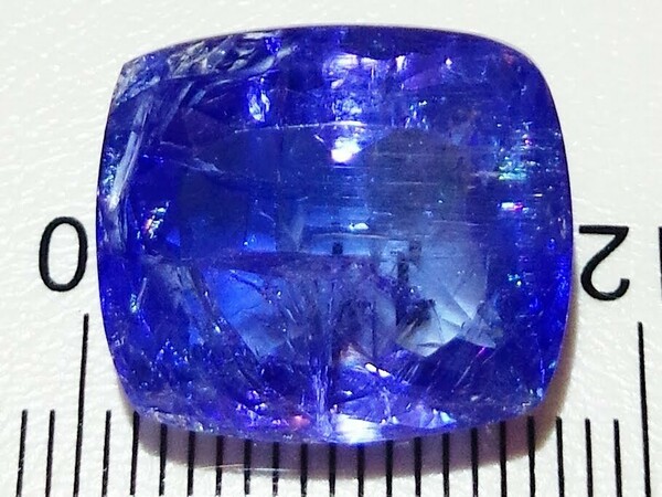 迸る煌き 特大天然タンザナイト 17.478ct 中央鑑別書付き ルース 裸石 ジュエリー 希少宝石 レアストーン jewelry