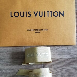 LOUIS VUITTON ルイヴィトン　リボン　ショッパー