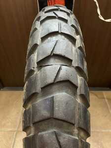 中古MCタイヤ 2018年製造 METZELER KAROO3 120/70R19 メッツラー カルー3 120 70 19 1818 A882