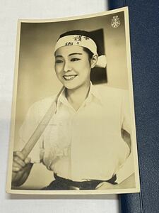 宝塚歌劇団 女優さん ブロマイド(当時物)1枚 プロマイド セピア色 美女 昭和レトロ 元気をくれる 美人