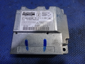 プジョー 207 CC A7C5F01 等 エアバック コンピューター ECU 品番 9664402580 [0484]